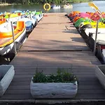 Gosciniec Zoska 旅馆 *