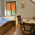 Gosciniec Zoska Hostel