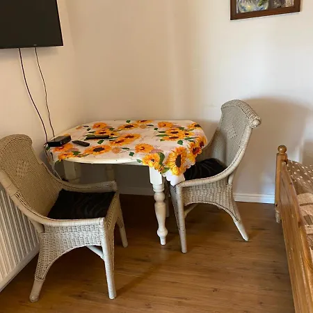 Hostel Gosciniec Zoska *